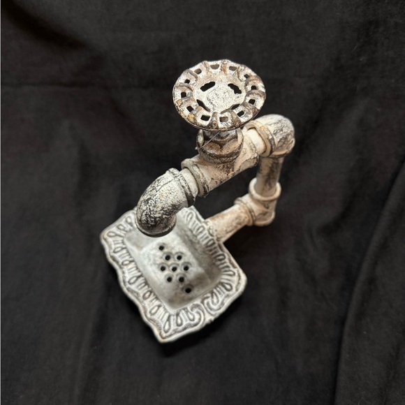 Farmhouse Decor Vintage Style Faucet Soap Dish - Picture 3 of 7
